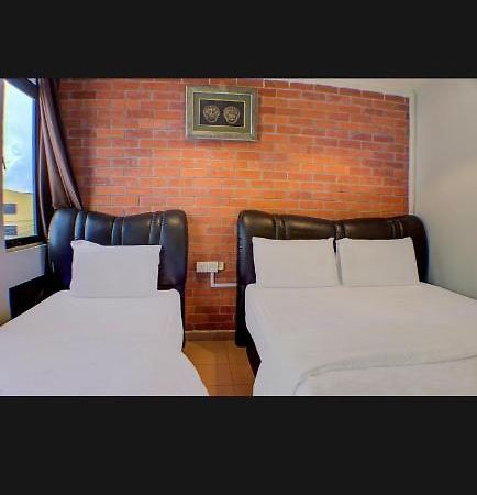 Tai Hoe Hotel Pengerang Kampung Sungai Rengit Εξωτερικό φωτογραφία
